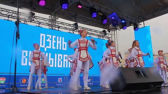 Минск. День "Вышиванки". 11ч.(57). 2 июля 2018г. Площадь у Дворца спорта. Беларусь. смотреть онлайн