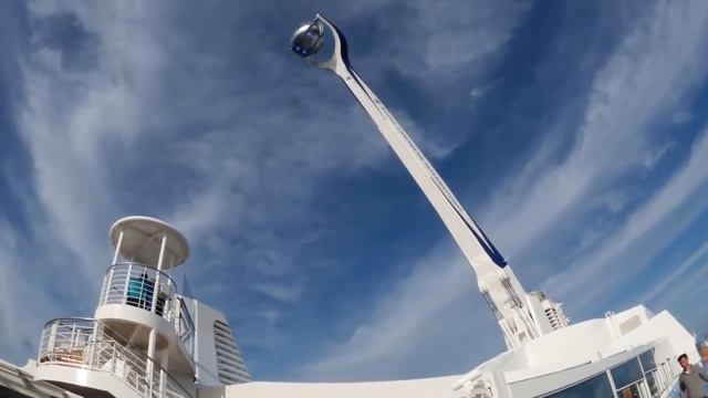 Смотровая кабина #NorthStar See the sea in a whole new way onboard Quantum of the Seas смотреть онлайн