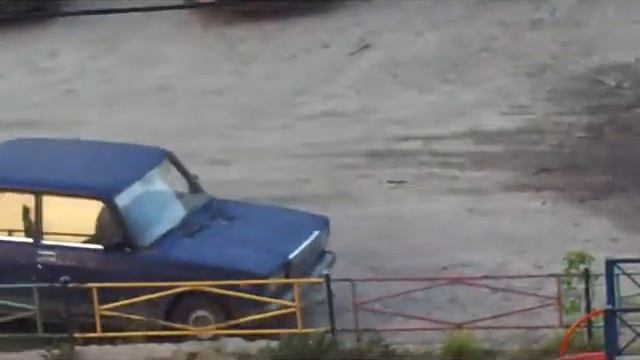 Приколы нашего двора Часть 2 Отечественный автопром жив ! смотреть онлайн