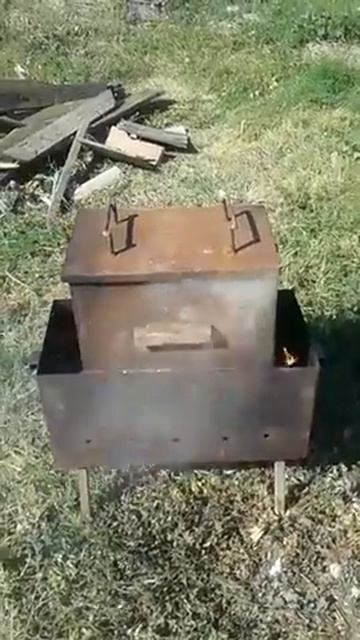 Пробуем коптить курицу в новой самодельной коптильне. смотреть онлайн