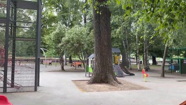 МОСКВА обзор Парка ГОРЬКОГО, что посмотреть , чем заняться, неожиданная встреча смотреть онлайн
