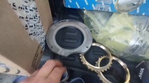 Газон next ремонт КПП и замена сцепления.