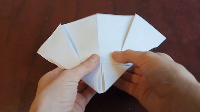 как сделать самолётик летучую мышь смотреть онлайн