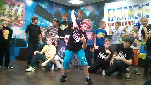 Выход всех, завершение Forum Dance Fest Day 2 смотреть онлайн