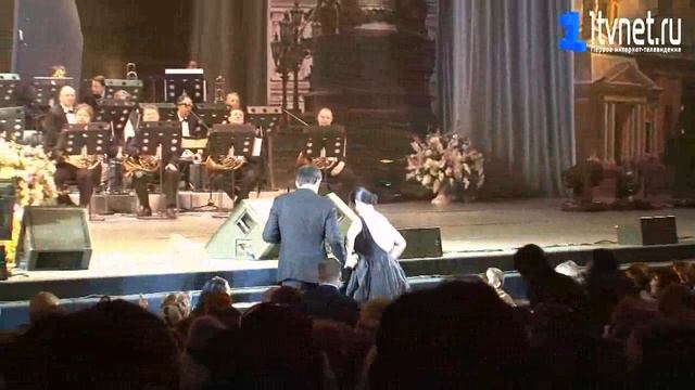 Елена Ваенга и Методие Бужор в БКЗ 24.05.2012