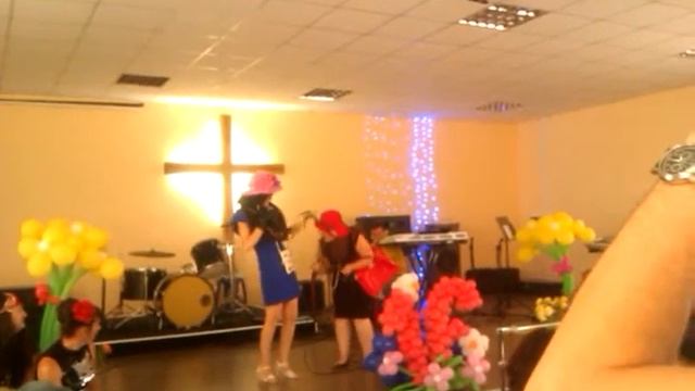 Сценка на день рождения - Гости нежданные смотреть онлайн