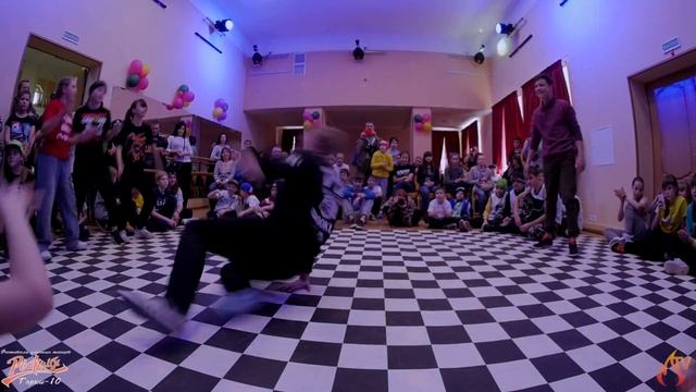 РЕАКЦИЯ 2016 - BREAKING JUNIORS 1/8 - Глебати vs. Водолей