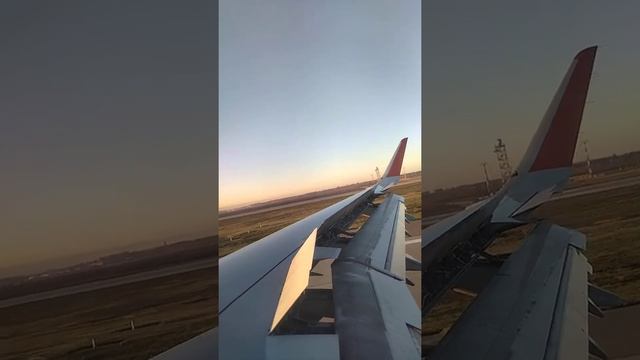 посадка самолёта пашковский аэропорт города Краснода смотреть онлайн