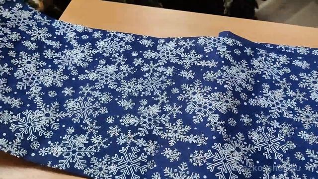 Дорожка для стола МОРОЗНЫЙ ЭСКИЗ Снежинки полиэстер синяя 250х28 см    767611430-снежинки