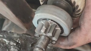 Как быстро и правильно проверять бендикс стартера на проскальзывание.