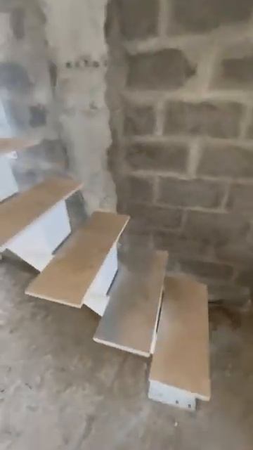 Лестничный каркас на центральном косоуре #лестницына? смотреть онлайн