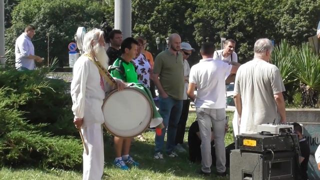 Жители от гр. Доспат искат оставката на кмета на града с протест пред Народното събрание в гр. Софи смотреть онлайн