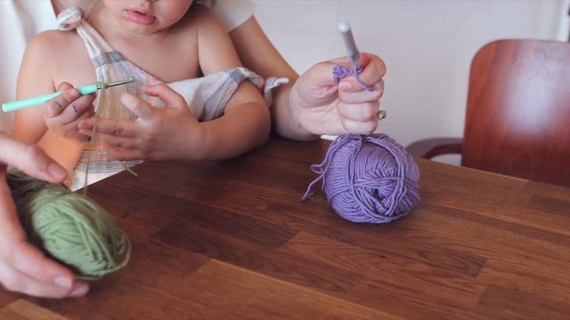 ВЯЗАНИЕ снова В МОДЕ?! #чтопроисходит | Annetorium Knits смотреть онлайн