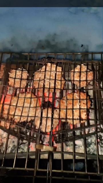 Домашним бургеры на мангале 🍔 смотреть онлайн