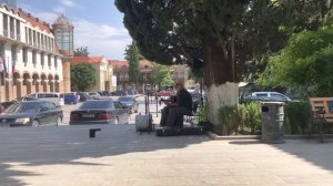 Уличный певец Грузии нереально спел Чита Маргарита