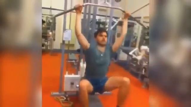 Подборка спортивных приколов #2 'Подснежники' в тренажерном зале ; смотреть онлайн