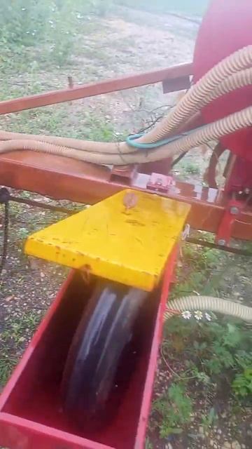 Сеялка точно высева СТВ -8К от Алексея смотреть онлайн