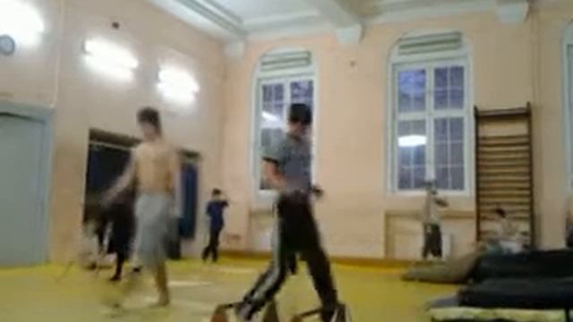 Тупость стойка на руках часть 2