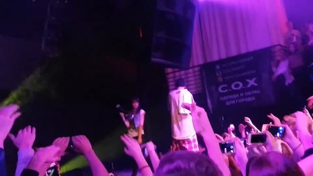 MIYAGI & ЭНДШПИЛЬ - Люби меня / Тюмень 11.10.16. смотреть онлайн