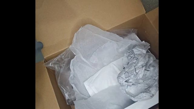 GUESS #сумка#кеды#guess смотреть онлайн