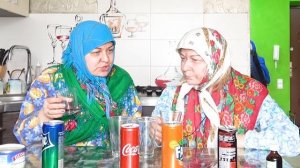 БАБКИ ВПЕРВЫЕ ПЬЮТ  Дмитриевны юмор челлендж