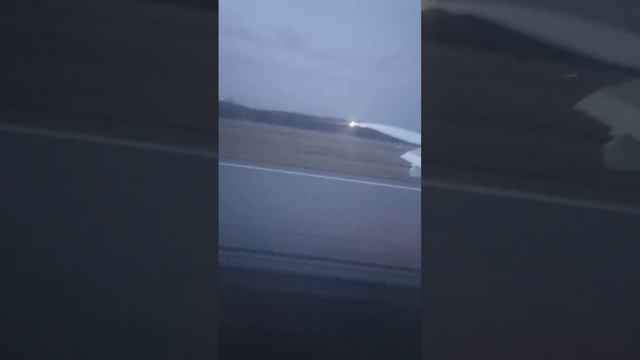 Посадка в Санкт-Петербурге аэропорта Пулково! Вид из о смотреть онлайн