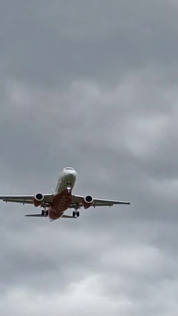 Посадка самолетов в Шереметьево смотреть онлайн