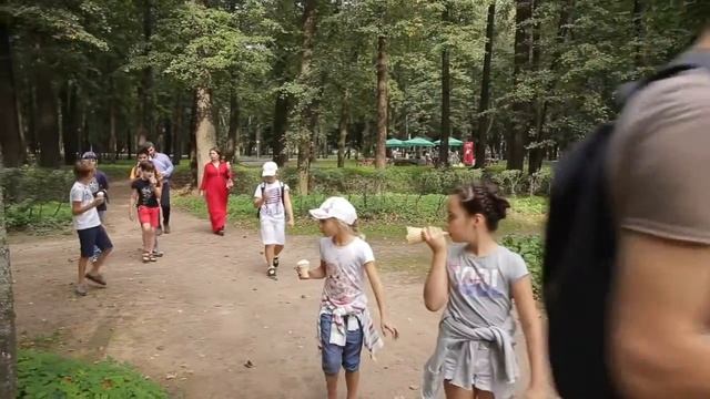 Один день в "Октябре" смотреть онлайн