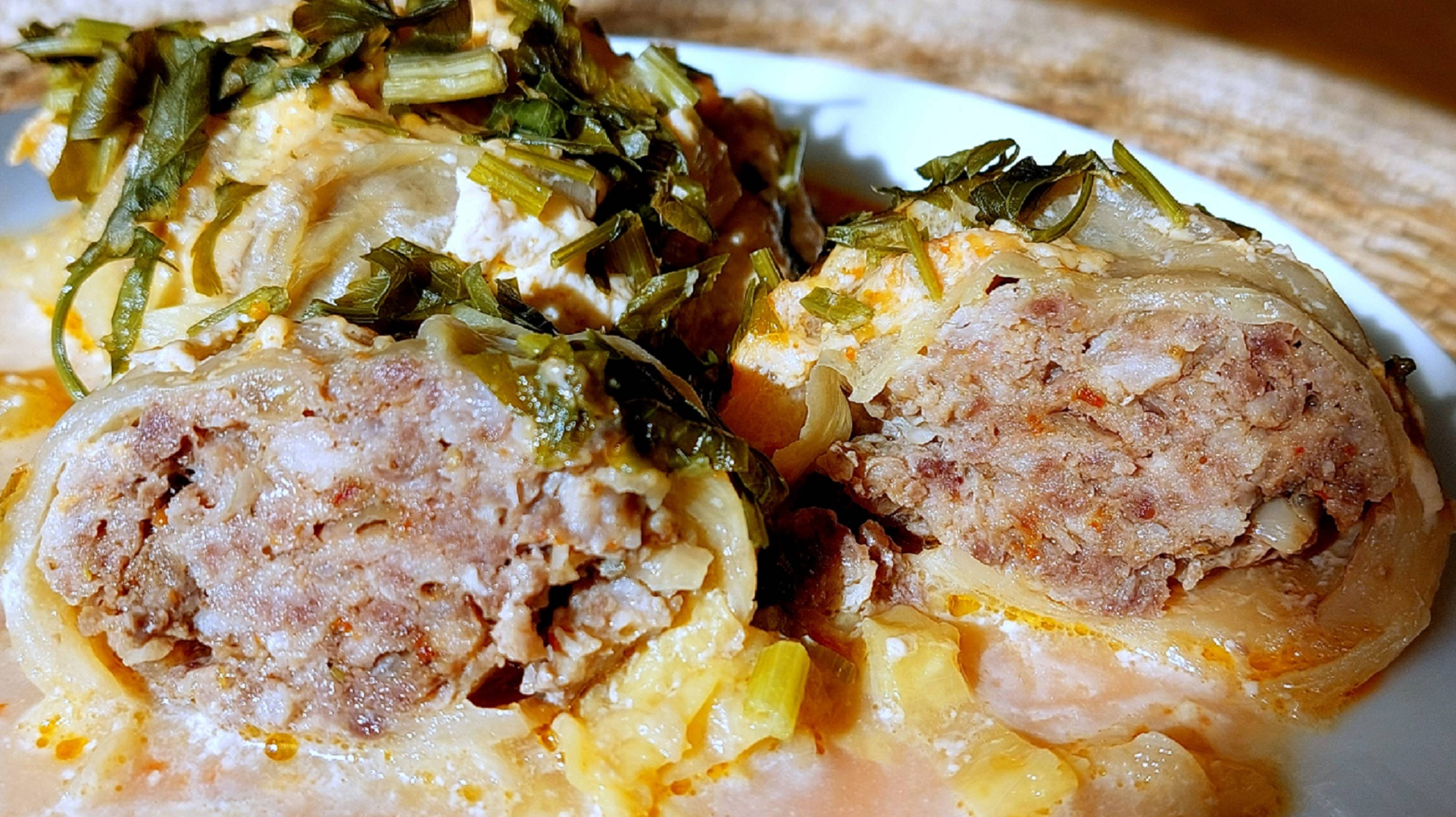 Голубцы, которые не любить невозможно. В каждом листочке капусты – котлетка. смотреть онлайн