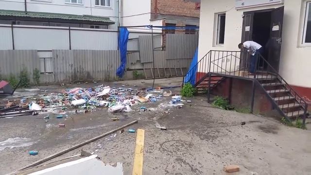 Чечен прикол Разгром магазина Ингушетия смотреть онлайн