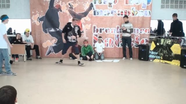 HHM-9 Break-dance Battle 1x1. Teens 14-16 лет (осень 2011 г.). Semifinal