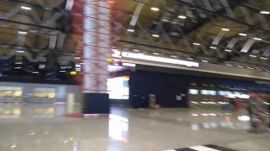 Москва Шереметьево терминал В идём на 2 этаж в зону выл