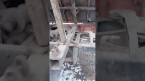 Кузов самосвал ГАЗ 3307, система подъёма, как стоит на Иф