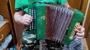 Наигрыши на гармони ко дню победы  Гармонь - огонь Кубань! тест драйв  3 аккорда 300 песен у мастера