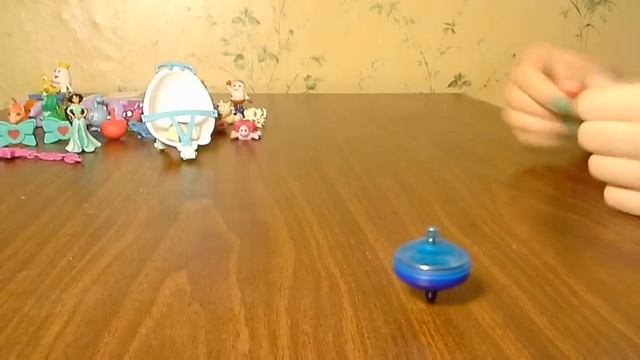 Наши игрушки из киндеров😜😜😜😜