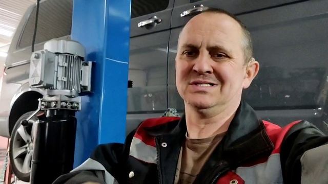 VW T5 2,0TDI 4×4. Коленвал заклинило, непонятная причина и кап ремонт 1 часть смотреть онлайн