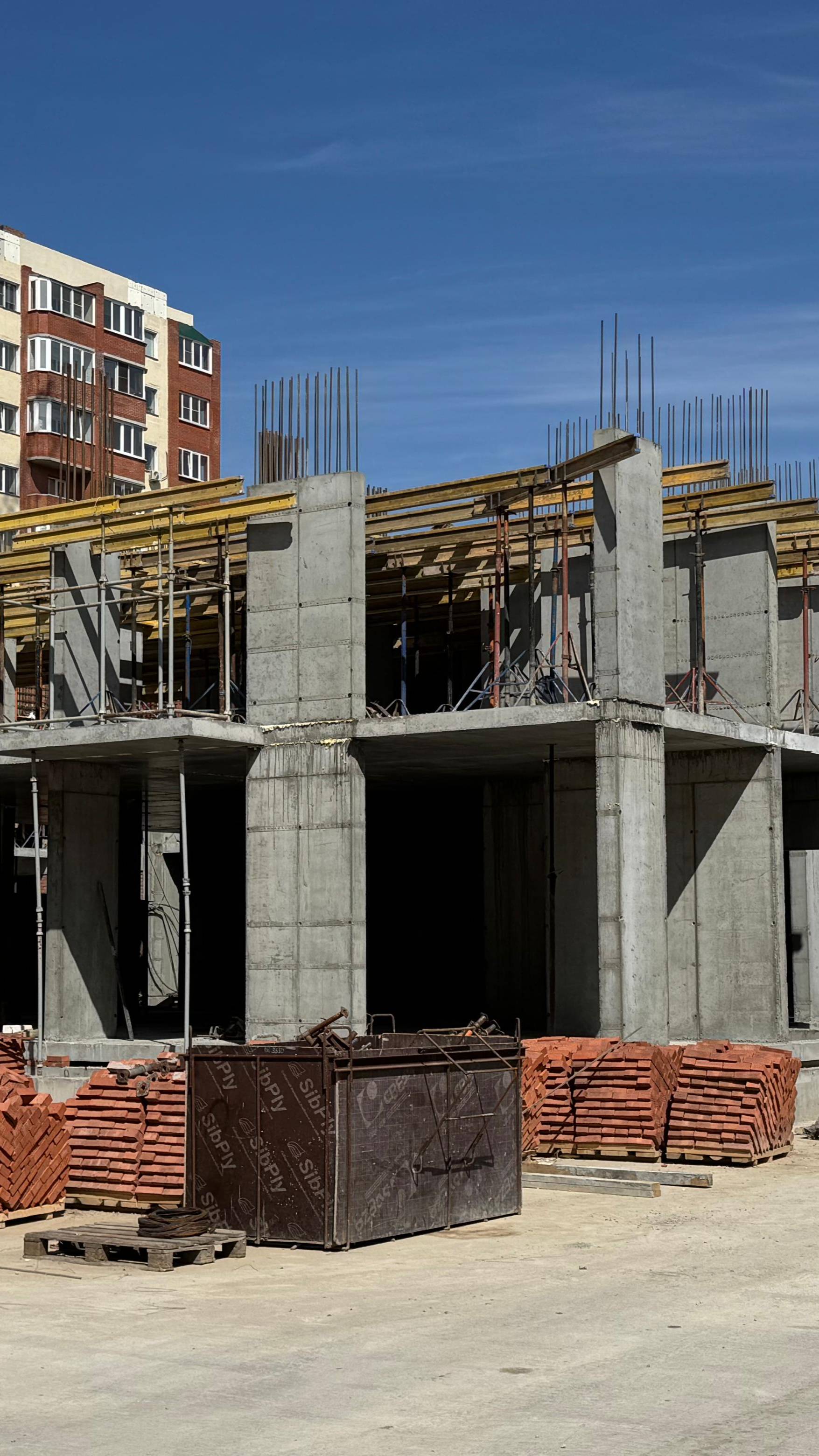 🏗️ ЖК «Гвардия» Ход строительства | Апрель 2025 | Новые высоты комфорта! 🌿 смотреть онлайн