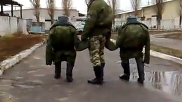 В Армии прикол.Смотреть всем смотреть онлайн