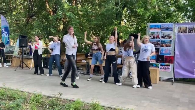 🔥😍НЕ НАДО-НЕ НАДО💃🔥 СУПЕР песня от студентов ВГИИК на фестивале #ТриЧетыре💥 смотреть онлайн