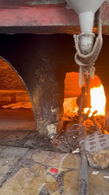 Производство хлеба в Багдаде, Ирак 🇮🇶. смотреть онлайн