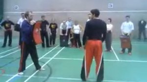 Скотт Эдкинс   мощный удар ногой