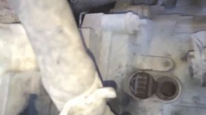 Фольц Т-4 2.4D регулировка натяжения ремня тнвд