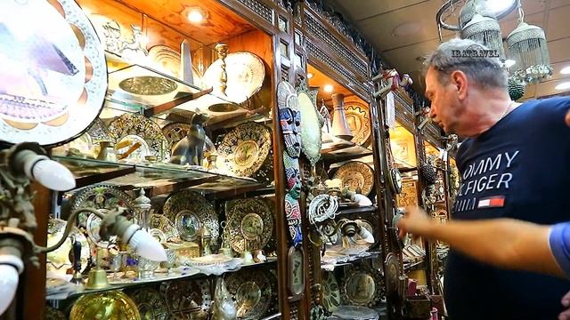 ЕГИПЕТ АНТИКВАРНАЯ ЛАВКА МУЗЕЙ В ШАРМ-ЭЛЬ-ШЕЙХ (Hadaba , Ras Um El Sid) смотреть онлайн