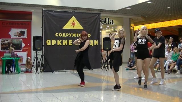 TRY- k-pop fest 2015 в ТЦ 