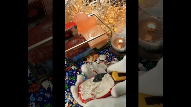🎆🎄Резка крашеного МЫЛА, усыпанного 💫блестками💫🎆🎄#soap#мыло#резкамыла#режумыло