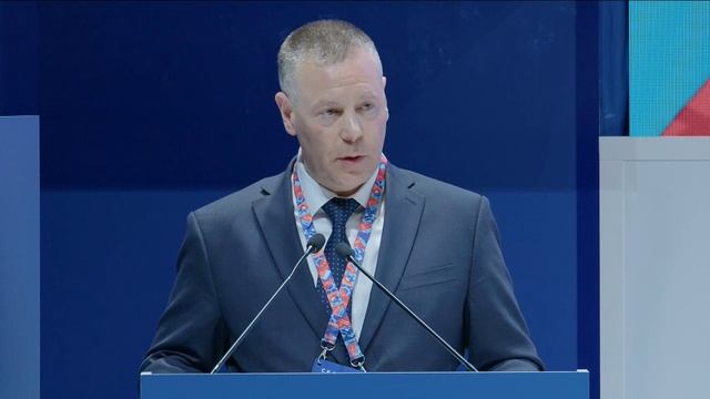 Михаил Евраев на пленарной дискуссии «Контрактная система: тенденции, перспективы, планы» смотреть онлайн