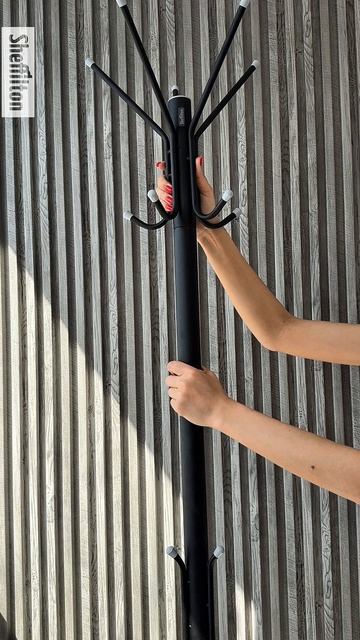 Вешалка Офис 1-1Р
черный / серый смотреть онлайн