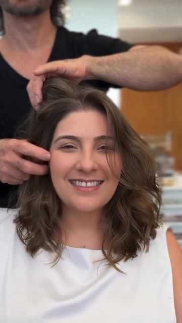 Стрижка удлиненный Боб для круглого лица! смотреть онлайн