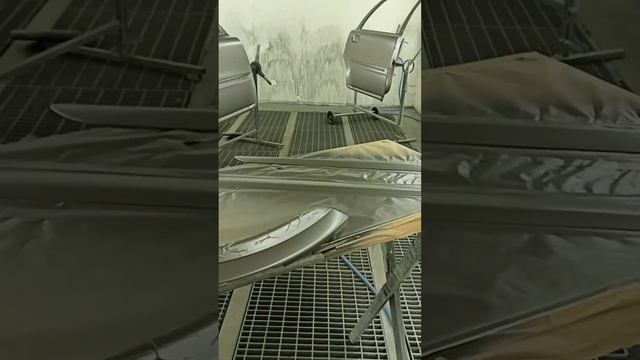 Окраска элементов Volvo, через эпоксидный грунт! смотреть онлайн