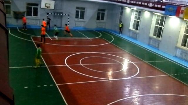 Фаворит - 31 школа (первый тайм)